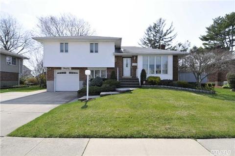31 Stratford Rd, Plainview, NY 11803 photo 1