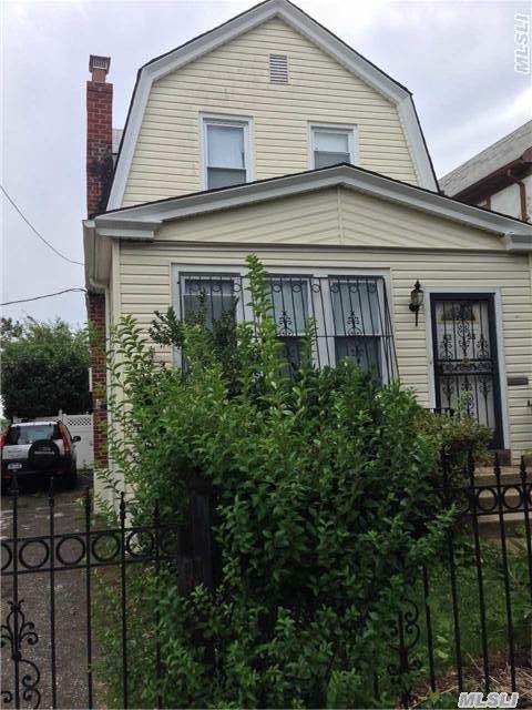 43-58 149, Flushing, NY 11355 photo 1