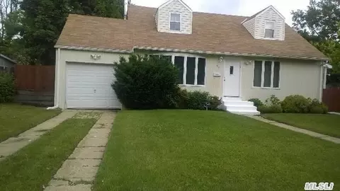 50 Eldorado Blvd, Plainview, NY 11803 photo 1