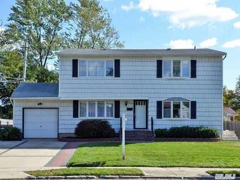 20 Calvert Ave, Commack, NY 11725 photo 1