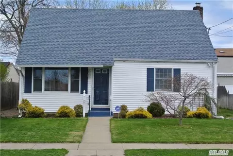 60 Nassau Ave, Plainview, NY 11803 photo 1