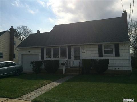 157 8th St, Bethpage, NY 11714 photo 1