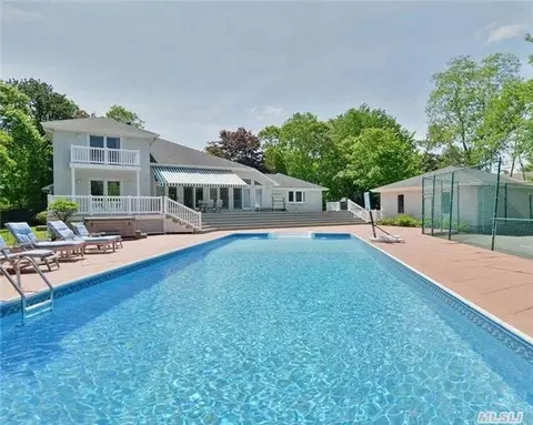 Undisclosed, Westhampton, NY 11977 photo 1
