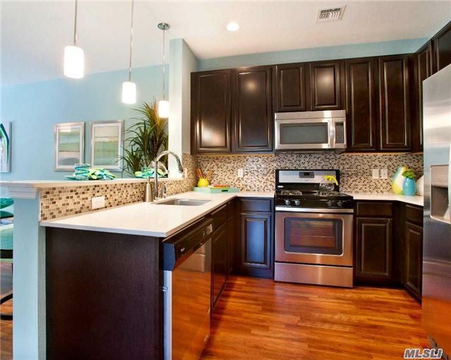 The Club At Melville, Melville, NY, Melville, NY 11747 Movoto