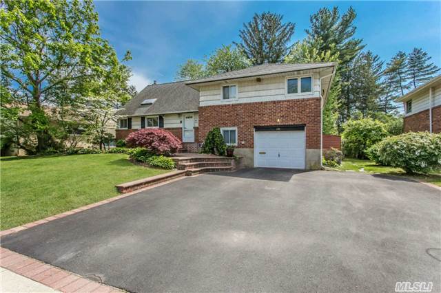 99 Westbury Ave, Plainview, NY 11803 photo 1