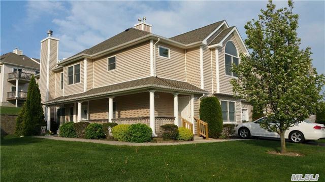 2202 Cedar Path, Riverhead, NY 11901 photo 1