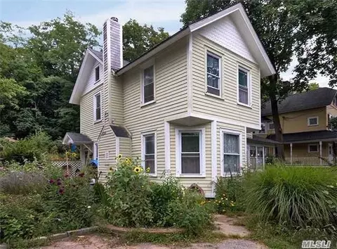 271 Main St, Cold Spring Harbor, NY 11724 photo 1