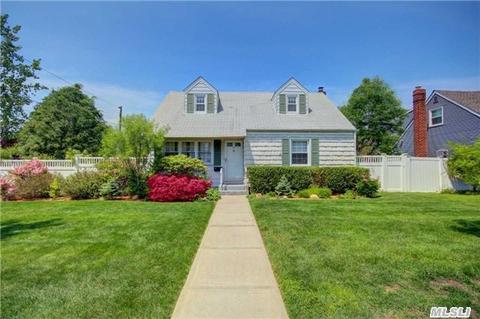 78 Virginia Ave, Plainview, NY 11803 photo 1