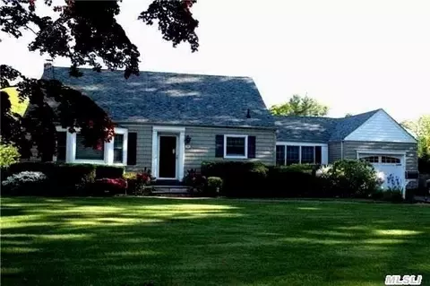 30 47th St, Islip, NY 11751 photo 1