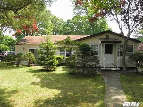 35 Bogota Rd, Mastic Beach, NY 11951 photo 1