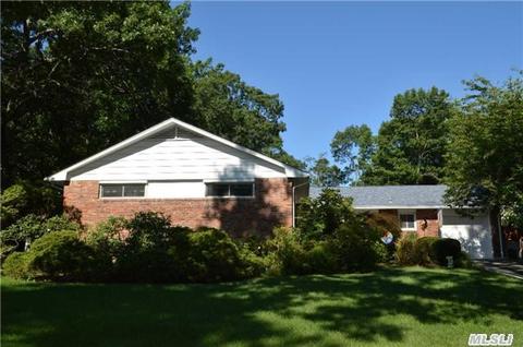 41 Cross Bow Ln, Commack, NY 11725 photo 1