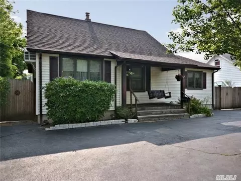 79 Commack Rd, Islip, NY 11751 photo 1