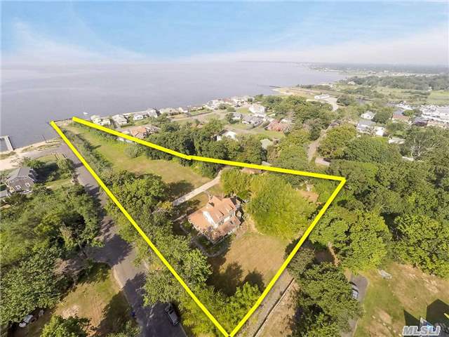 320 Bayview Ave, Patchogue, NY 11772 photo 1