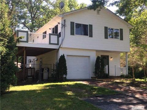 102 Main Ave, Mastic, NY 11950 photo 1