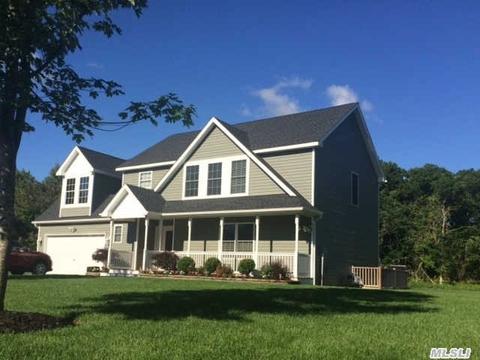 12 Dana Marie Ln, Patchogue, NY 11772 photo 1