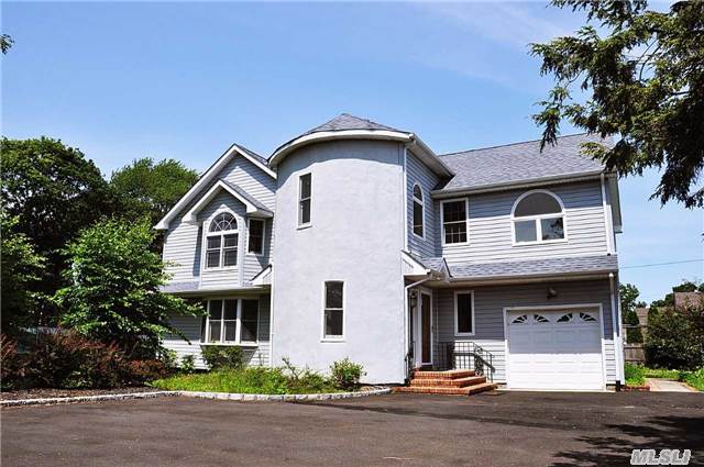 64 Barnum St # a, Plainview, NY 11803 photo 1