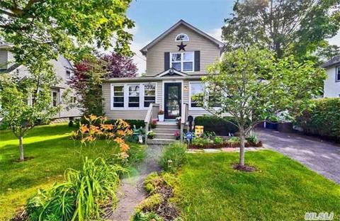 130 Cedar Ave, Patchogue, NY 11772 photo 1