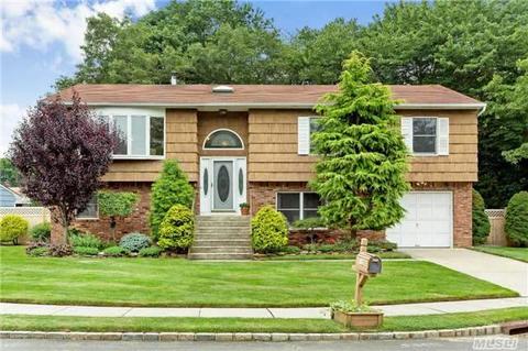 15 Jay Ct, Islip, NY 11751 photo 1