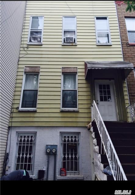 23 Goodwin Pl, Brooklyn, NY 11221 photo 1