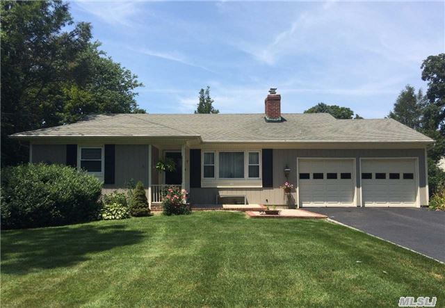 7 Chapin Pl, Huntington, NY 11743 photo 1