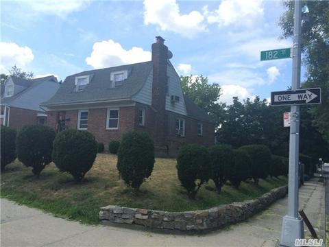 75-04 182nd St, Flushing, NY 11366 photo 1