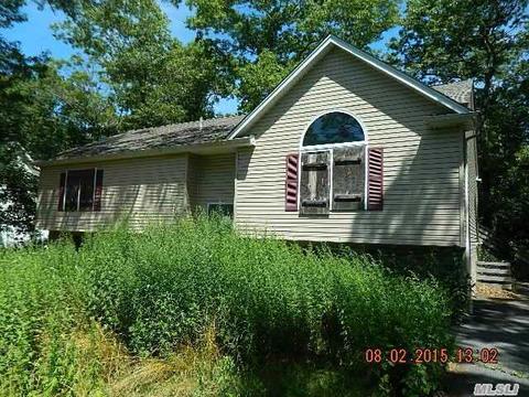 59 Broadway, Mastic, NY 11950 photo 1