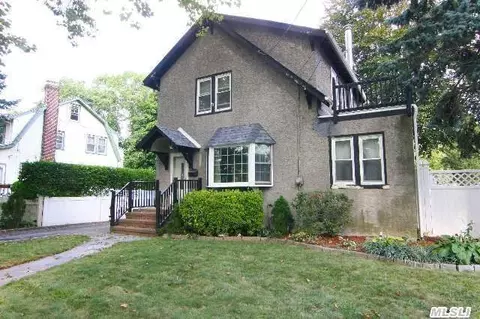 1853 Harte St, Baldwin, NY 11510 photo 1