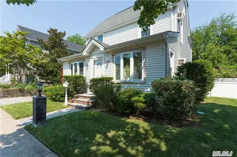 23 William St, Williston Park, NY 11596 photo 1