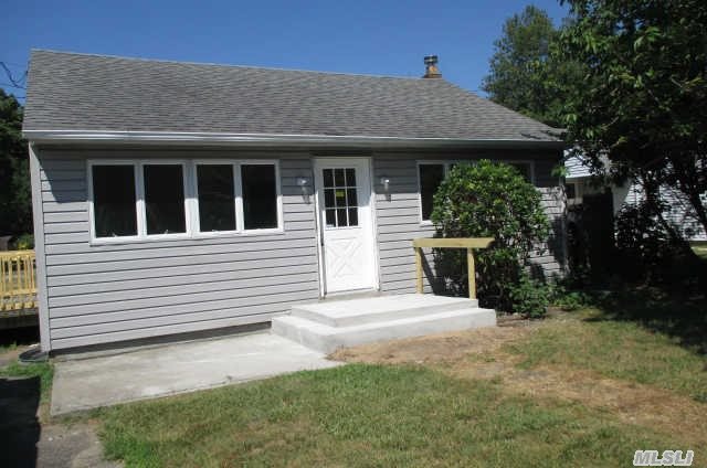 112 Hedges Ave, Patchogue, NY 11772 photo 1