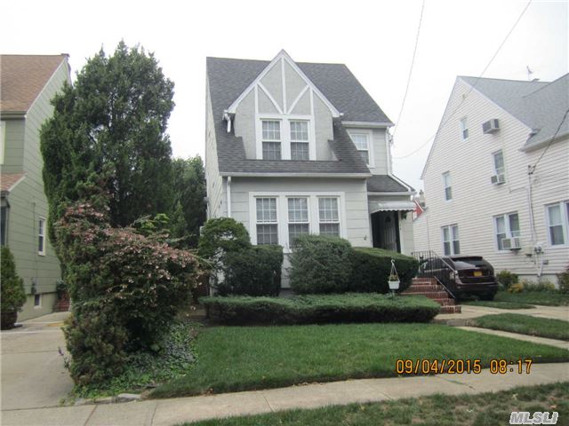 18 Elgin Rd, Valley Stream, NY 11581 photo 1