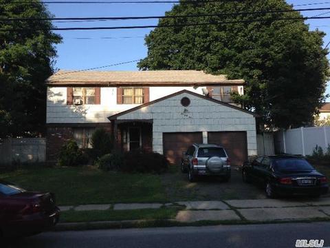 144 Gerhard Rd, Plainview, NY 11803 photo 1