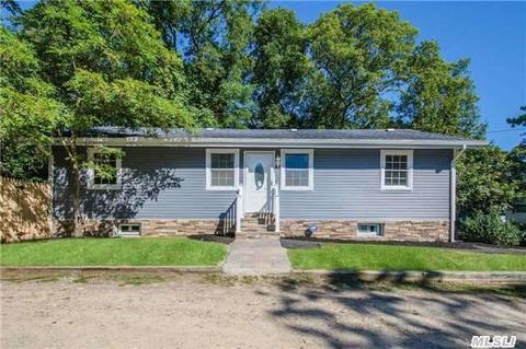 34 Franklin Ave, Mastic, NY 11950 photo 1