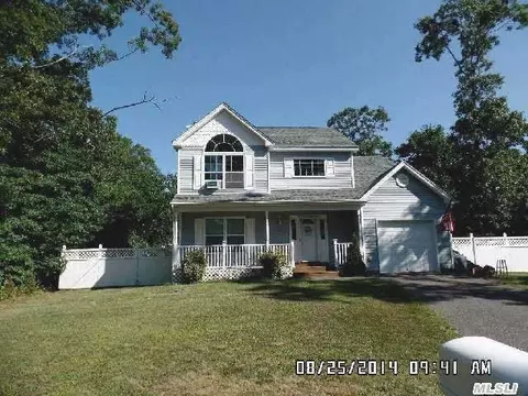 147 Main Ave, Mastic, NY 11950 photo 1
