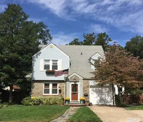 155 Wright Ave, Malverne, NY 11565 photo 1