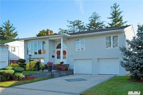 3397 Bertha Dr, Baldwin, NY 11510 photo 1