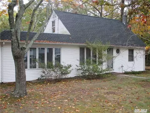 27 Franklin Ave, Mastic, NY 11950 photo 1