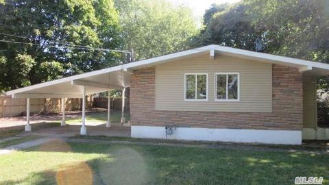731 Scherger Ave, E. Patchogue, NY 11772 photo 1