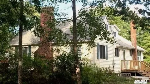 190 Wavecrest Dr, Mastic Beach, NY 11951 photo 1