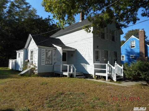Undisclosed, Patchogue, NY 11772 photo 1