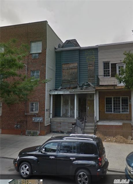 2327 Washington Ave, Bronx, NY 10458 photo 1