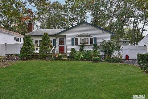 98 Ohls St, Patchogue, NY 11772 photo 1