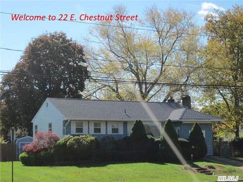 22 E Chestnut St, Central Islip, NY 11722 photo 1