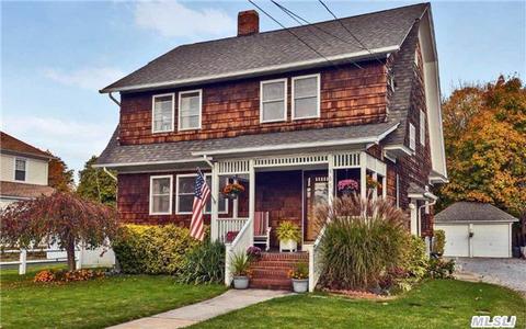 465 S Ocean Ave, Patchogue, NY 11772 photo 1