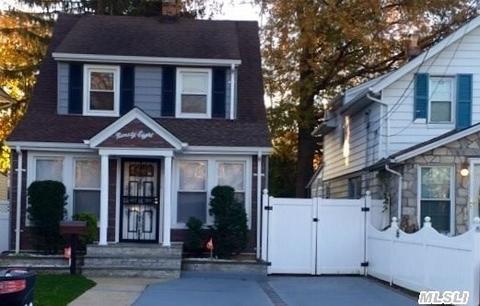 98 Willow Ave, Hempstead, NY 11550 photo 1