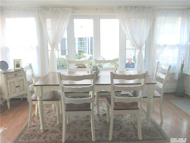 424 Townline Rd, Commack, NY 11725 photo 1