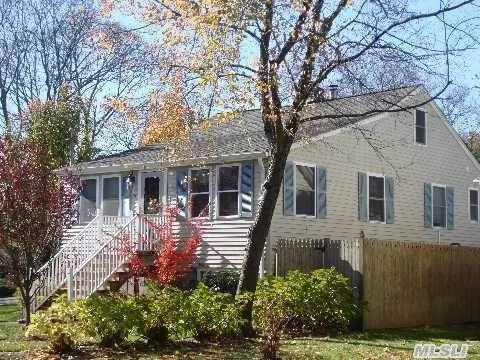 36 Cedar Rd, Wading River, NY 11792 photo 1