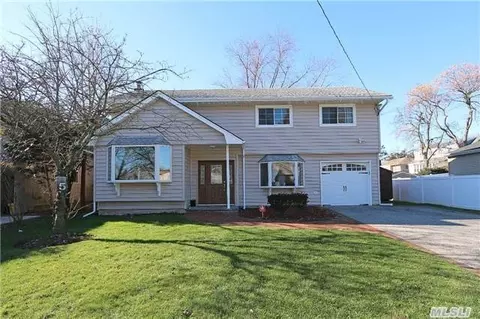 5 John St, Plainview, NY 11803 photo 1