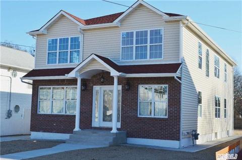 28 Maple Ave, Hempstead, NY 11550 photo 1