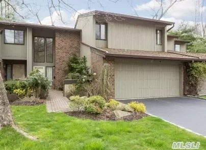 17 Wimbledon Ct, Jericho, NY 11753 photo 1