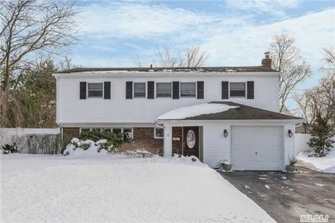 8 Elder Dr, Commack, NY 11725 photo 1